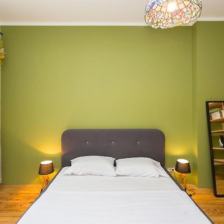 Colorful 2Bdr Apartment In The City Center 索菲亞 外观 照片