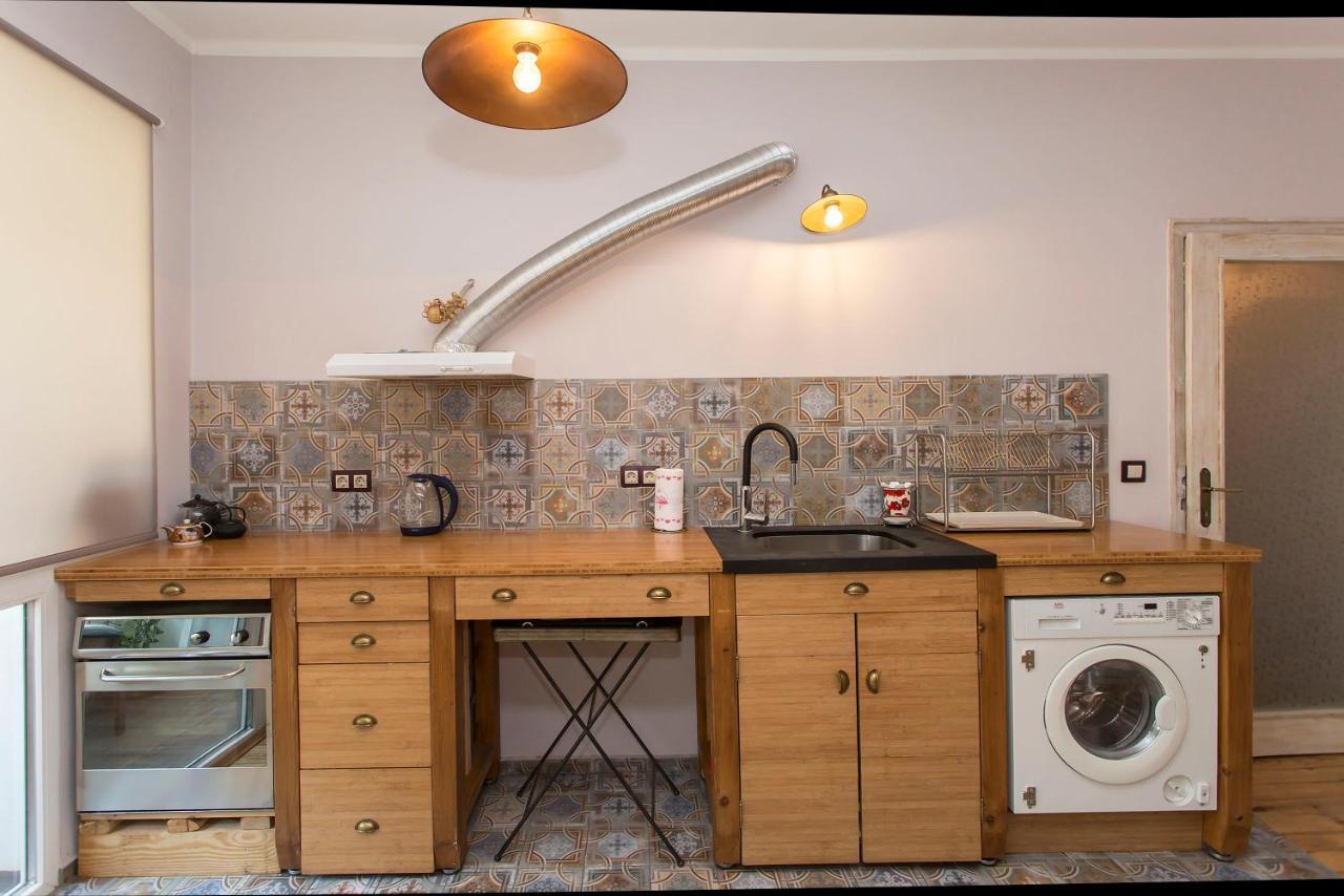 Colorful 2Bdr Apartment In The City Center 索菲亞 外观 照片
