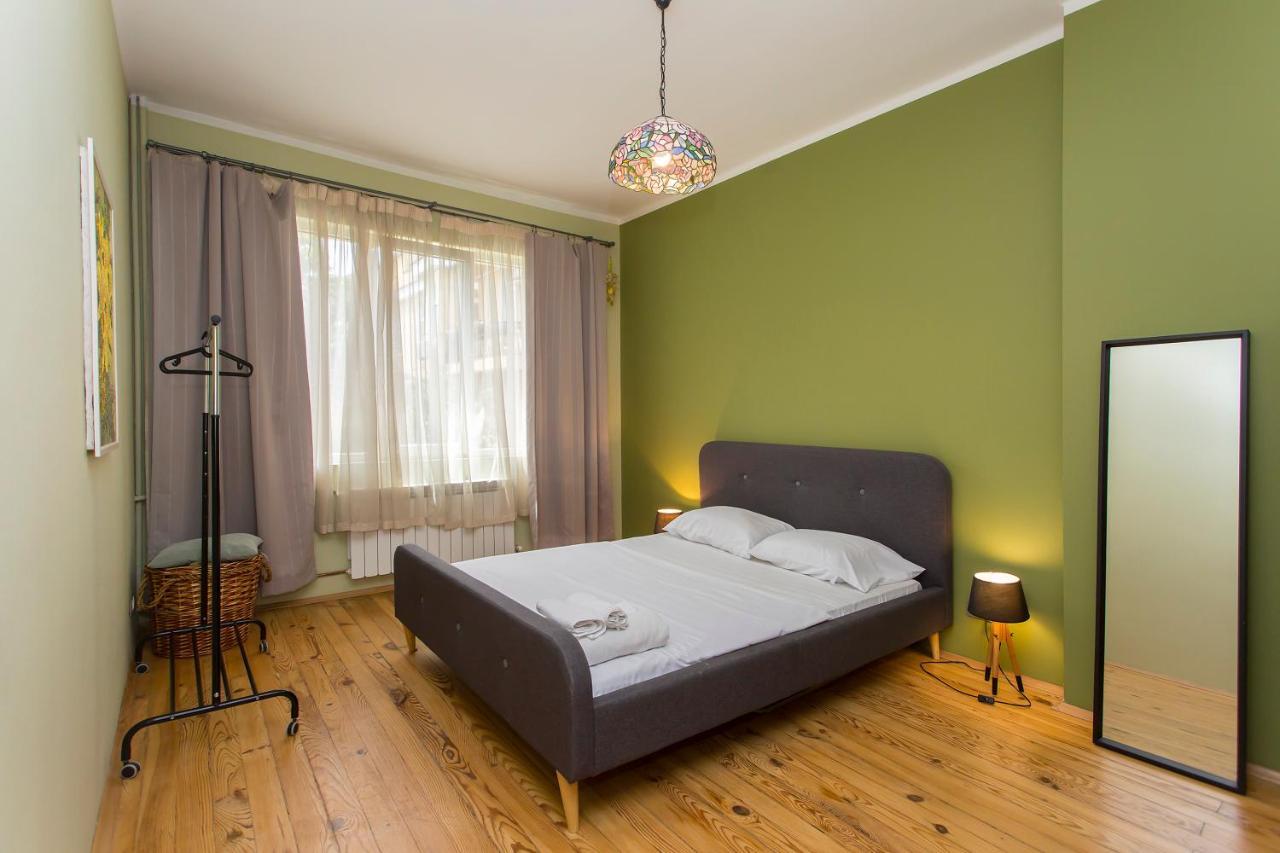 Colorful 2Bdr Apartment In The City Center 索菲亞 外观 照片