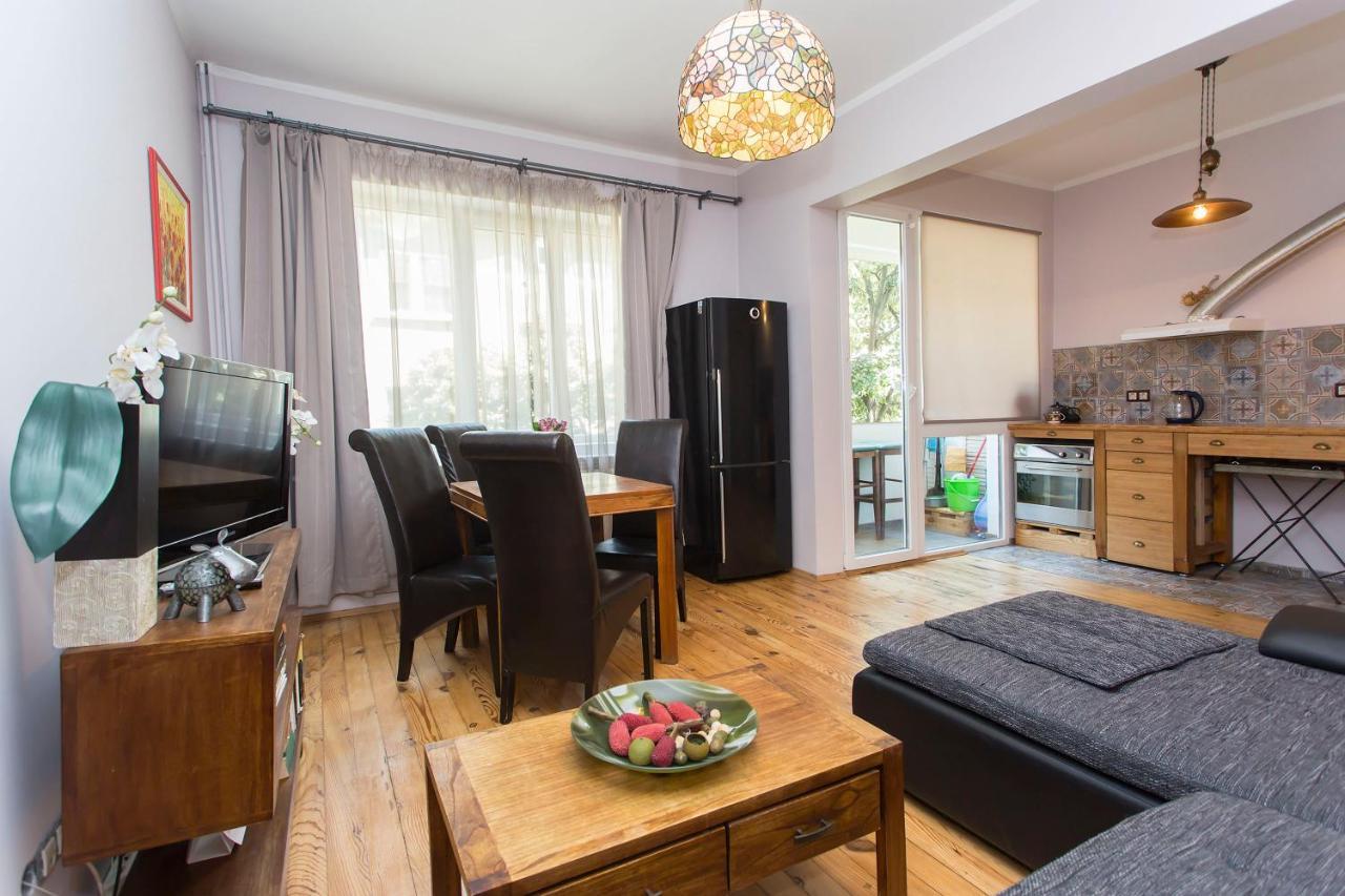 Colorful 2Bdr Apartment In The City Center 索菲亞 外观 照片